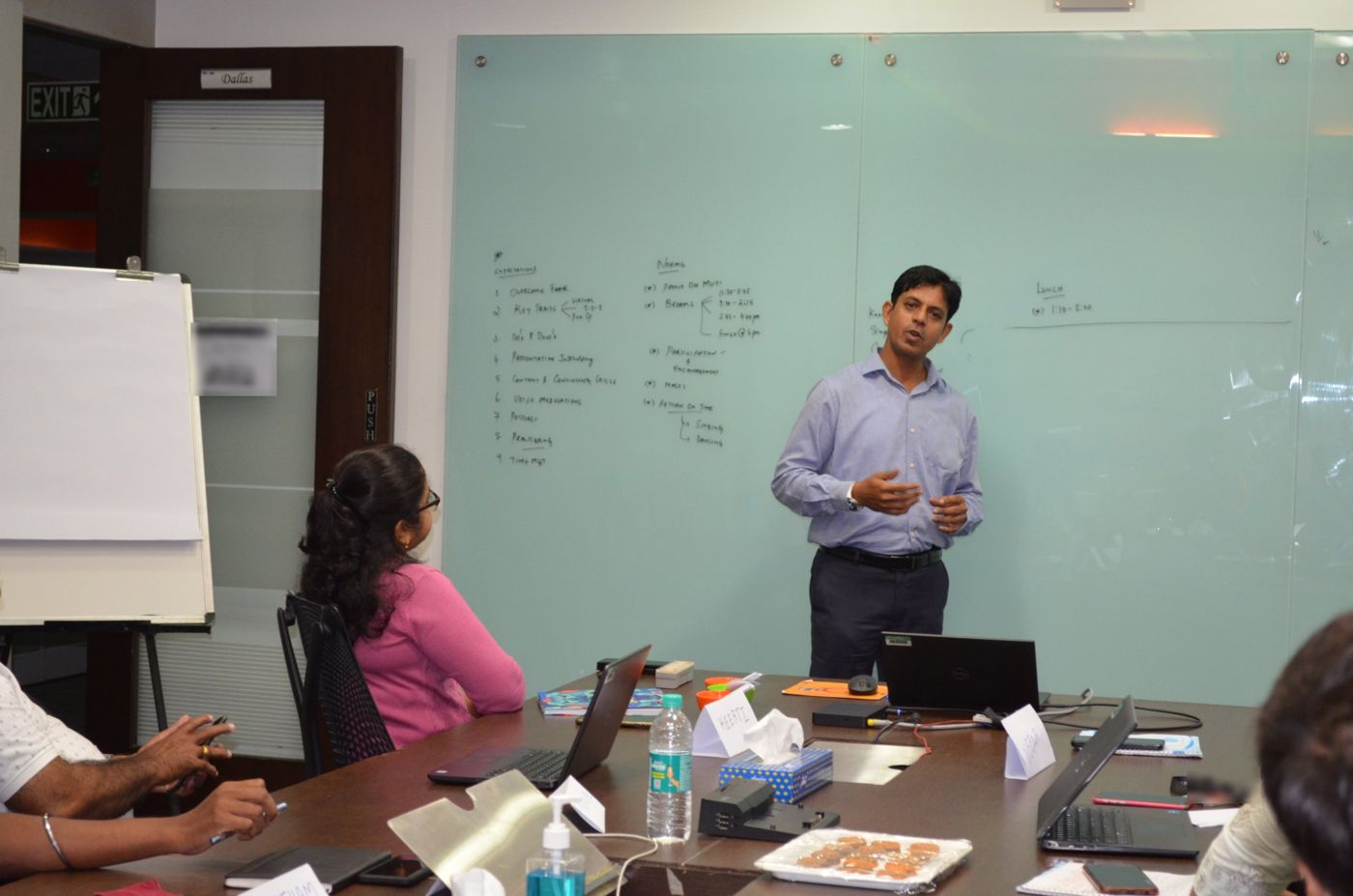 Umesh leading a presentation skills workshop